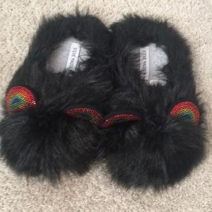 Steve Madden house slippers!! Size M